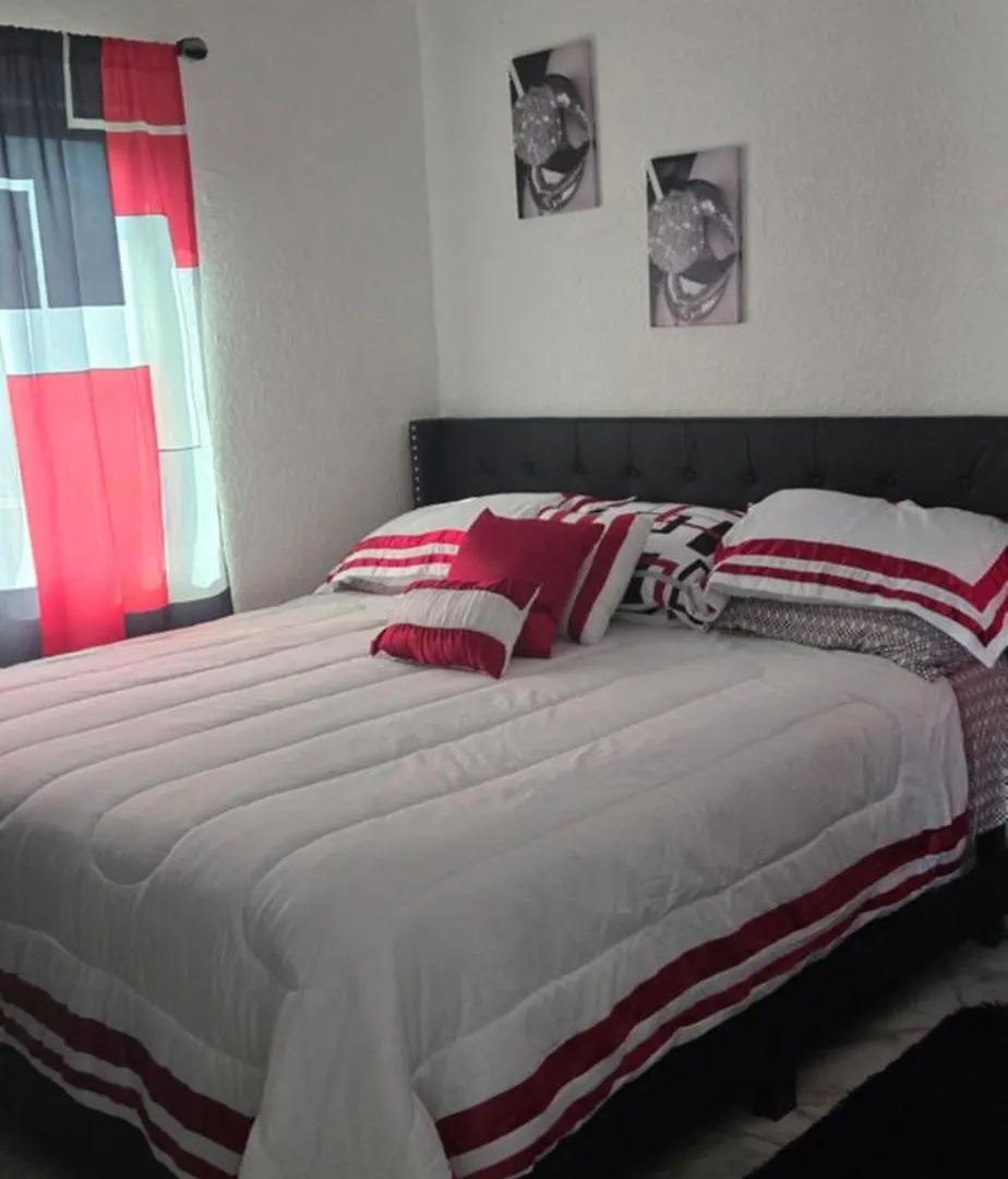 Carla'S Elite Cassa Lägenhet Spanish Town Jamaica