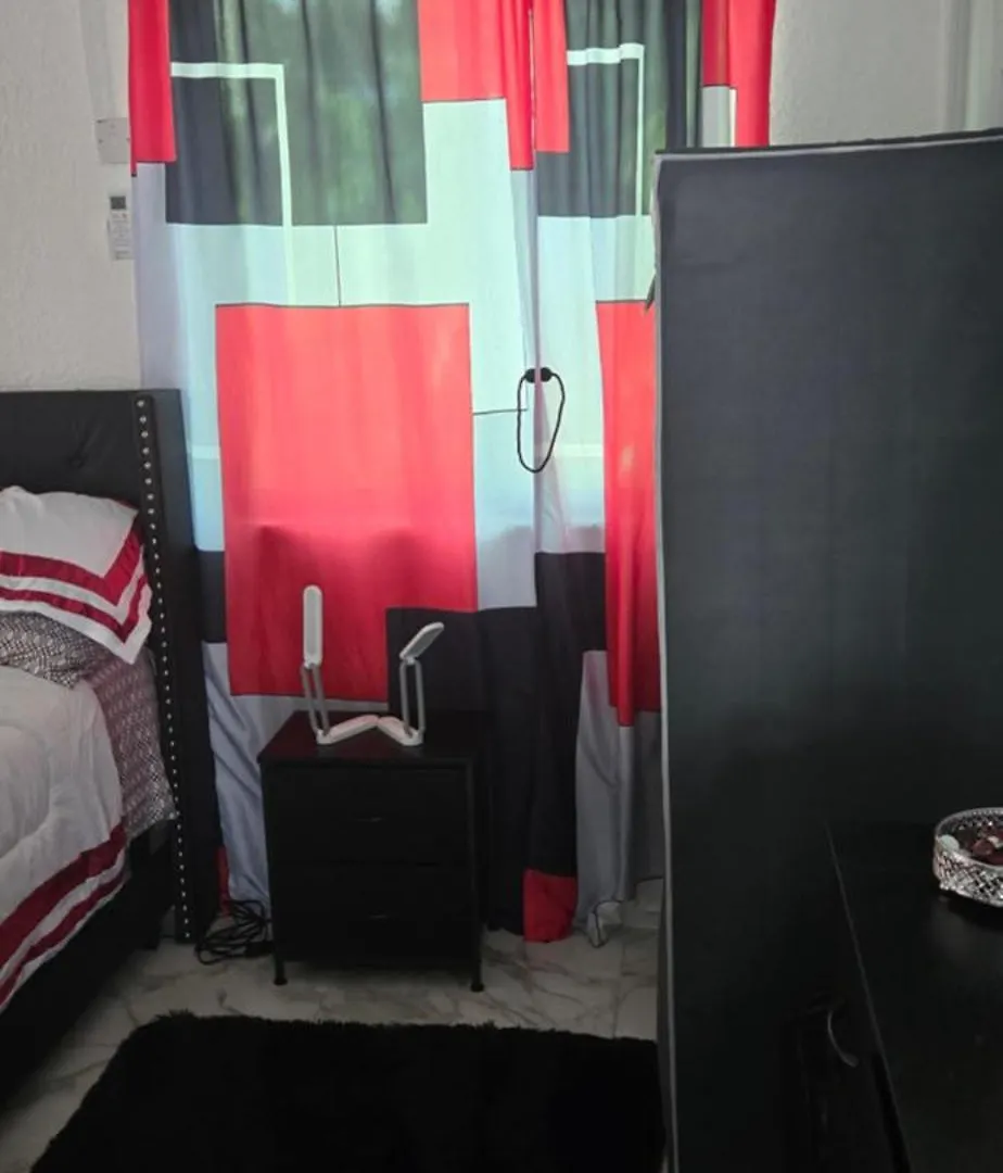 Carla'S Elite Cassa Lägenhet Spanish Town Jamaica